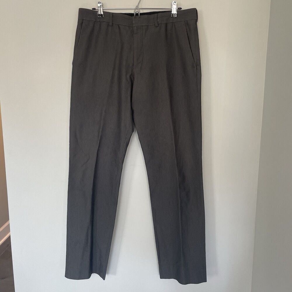 Express Producer Mens Dress Pants 34x32* Gray Pin Stripe Straight Leg Flat Front